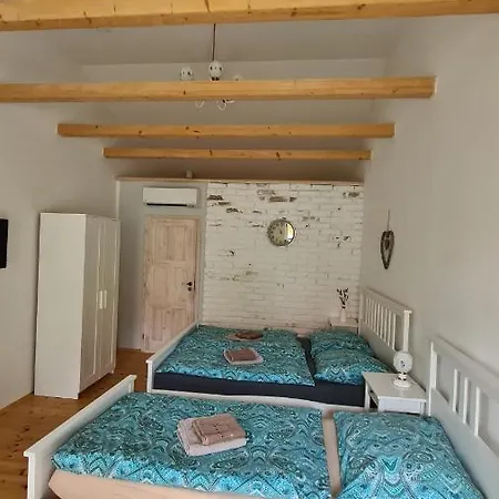 La Bobul Penzion Drnholec